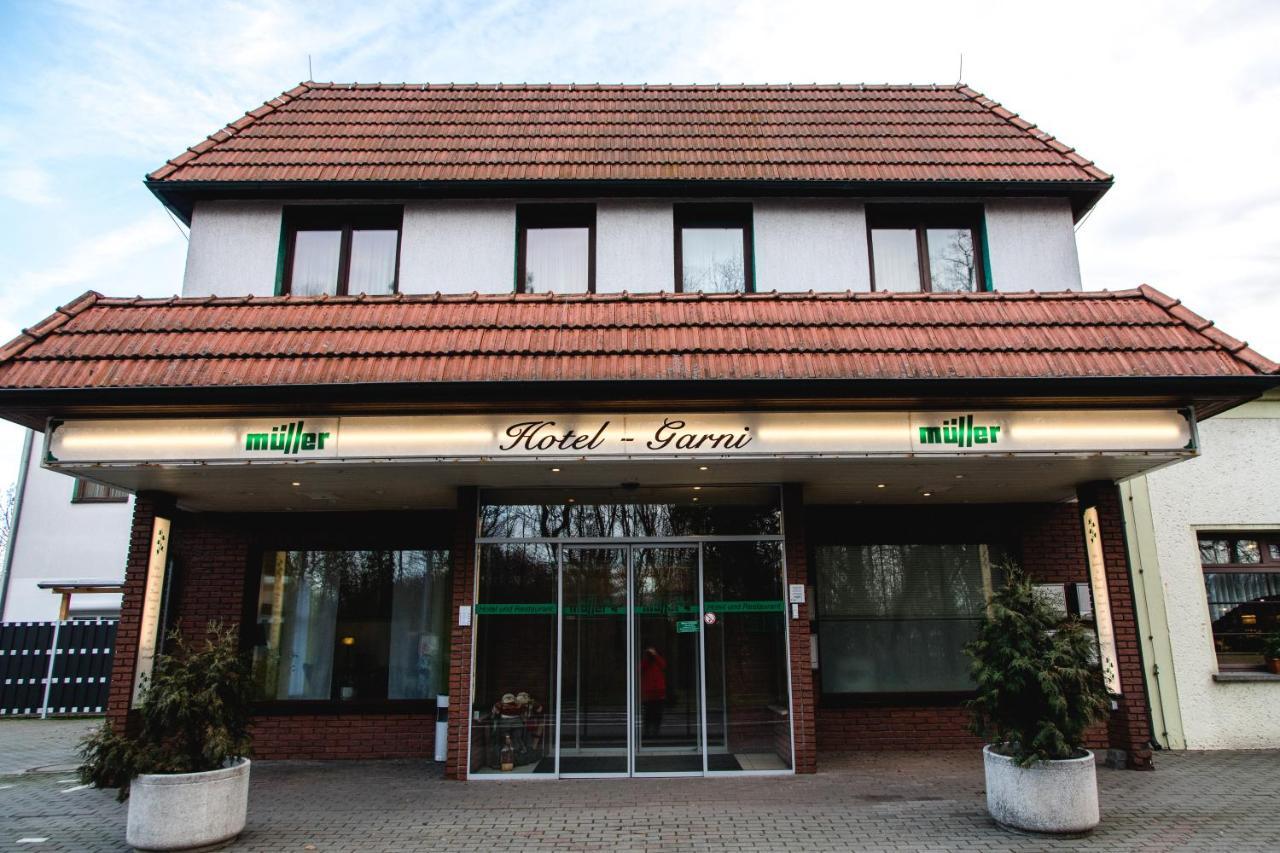 Hotel Mueller Genthin ภายนอก รูปภาพ